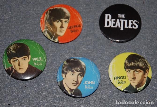 Photos of Singers: THE BEATLES 5 PINS CON LAS IMAGENES DE LOS CUATRO COMPONENTES DEL GRUPO A&Ntilde;OS 80