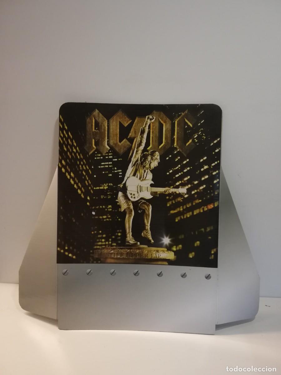 Fotos von Musikern: 5T- EXPOSITOR ORIGINAL LANZAMIENTO A&Ntilde;OS 90&acute;S/00&acute;S- AC/DC-DOBLE-GRUESO 66X47 APRX