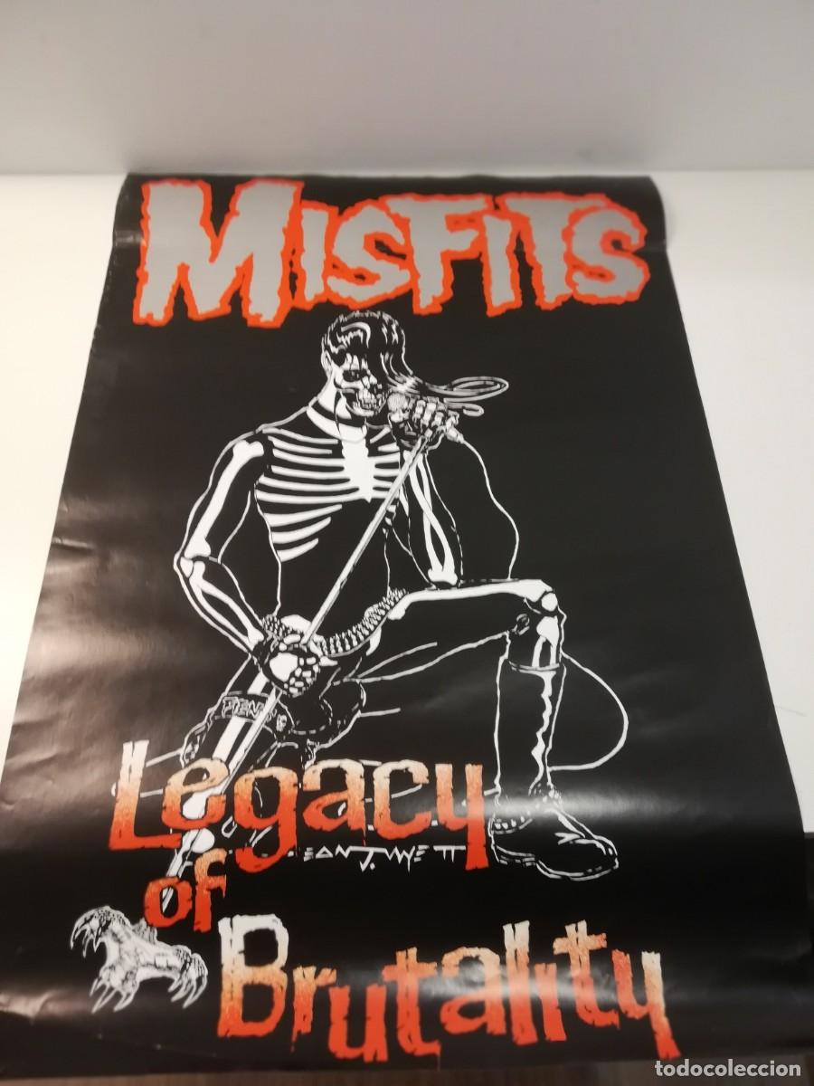 Fotos von Musikern: 6ii- POSTER VINTAGE A&Ntilde;OS 90&acute;S/00&acute;S-MISFITS- 86X62 APRX