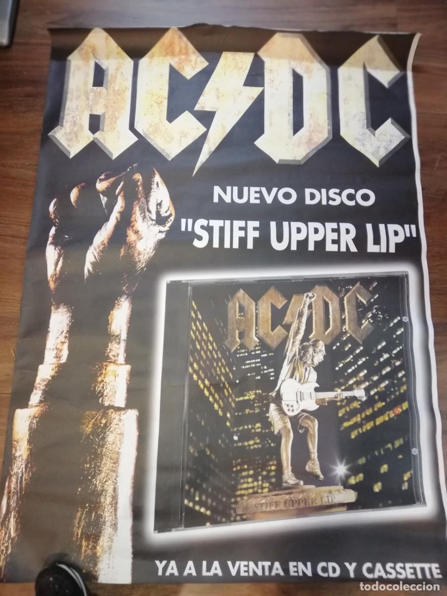 Fotos von Musikern: 2+: POSTER VINTAGE CONCIERTO AC DC 100X140CM