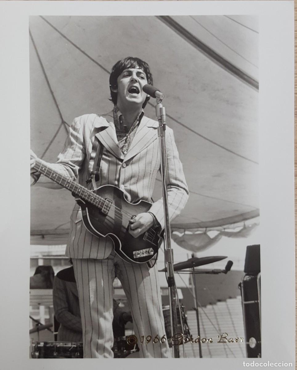 Fotos de cantantes: Beatles- 15 Fotograf&iacute;as negativo original 1966 Beatles en Cincinnati Crosley Field Stadium