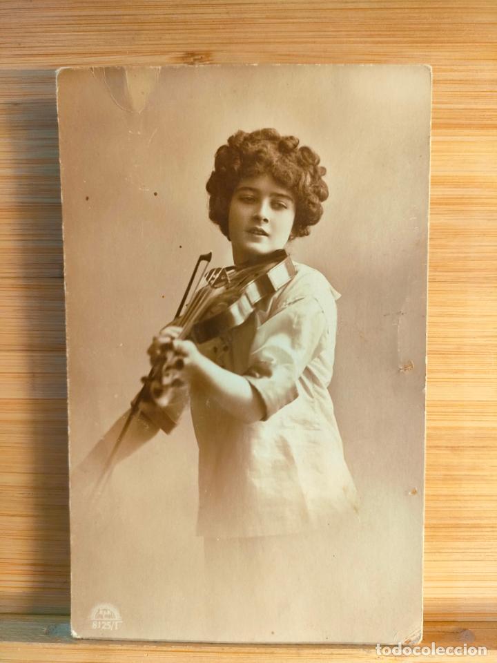 Fotos de Cantantes: ARTISTA SIN IDENTIFICAR ?-MUJER CON VIOLIN-FOTOGRAFICA-POSTAL ANTIGUA-VER FOTOS-(102.483)