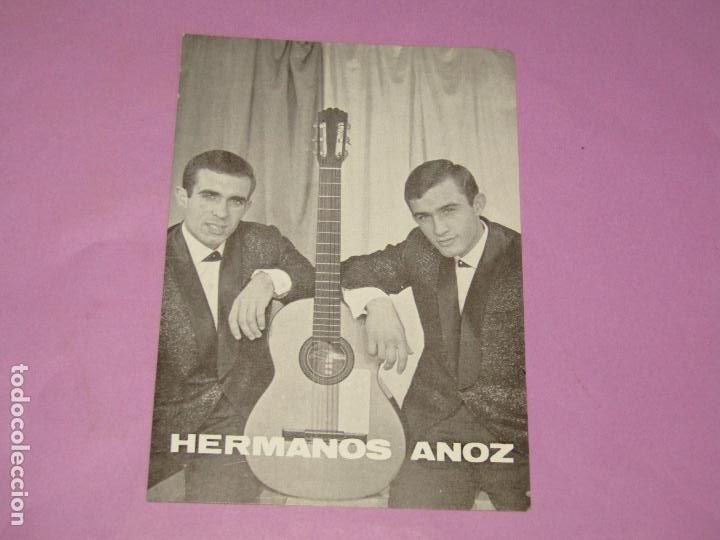 Photos of Singers: Antigua Foto Promocional y Discograf&iacute;a de HERMANOS ANOZ en Discos ZAFIRO - A&ntilde;o 1970s.