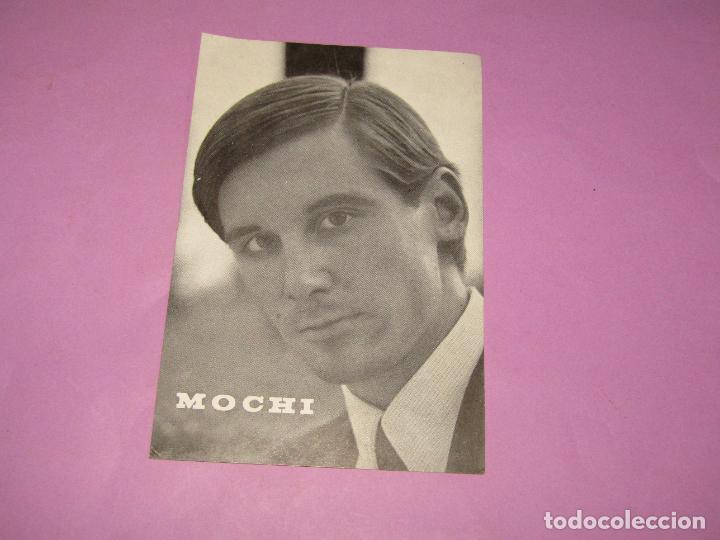 Fotos von Musikern: Antigua Foto Promocional y Discograf&iacute;a de MOCHI en Discos ZAFIRO - A&ntilde;o 1970s.