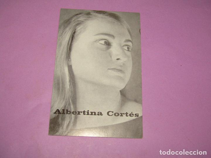 Fotos von Musikern: Antigua Foto Promocional y Discograf&iacute;a de ALBERTINA CORTES en Discos ZAFIRO - A&ntilde;o 1970s.