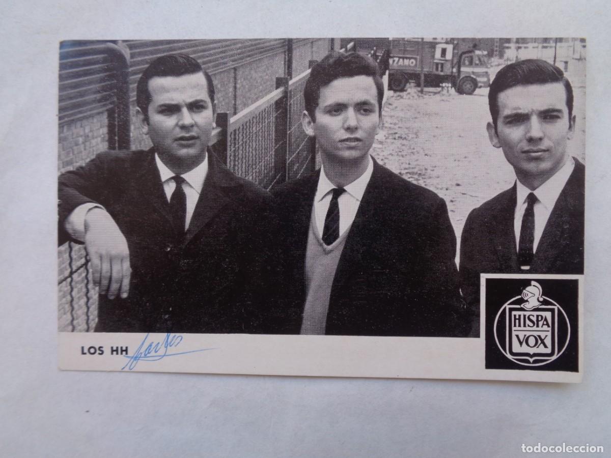 Fotos von Musikern: TARJETA DEL GRUPO MUSICAL LOS HH , FIRMA MANUSCRITA DE CARLOS . DE HISPA VOX, A&Ntilde;OS 60