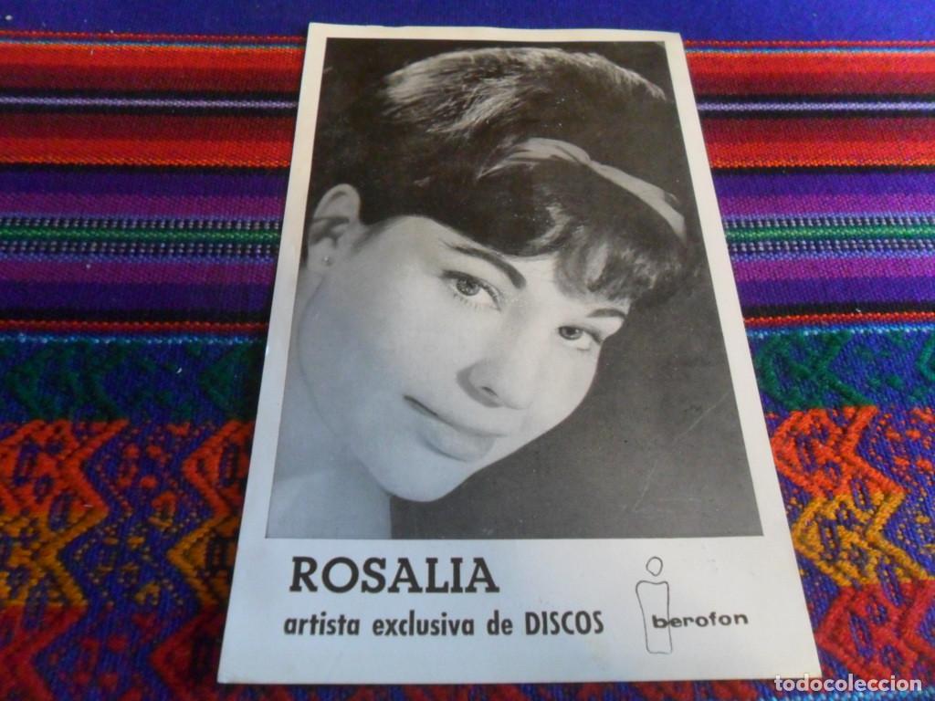 Photos de Chanteurs et Chanteuses: FOTO NUEVA ROSAL&Iacute;A ARTISTA EXCLUSIVA DE DISCOS IBEROFON ZAFIRO CON DISCOGRAF&Iacute;A. 17X10,5 CMS. RARA.
