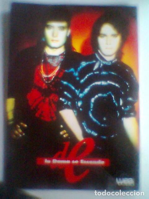 Fotos von Musikern: Dama Se Esconde, La - Lejos Del Puerto - Postal promo original Wea 1990