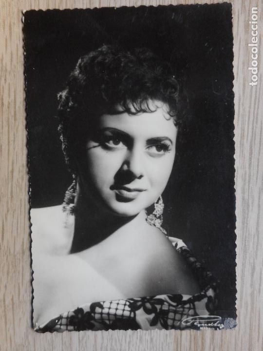Photos de Chanteurs et Chanteuses: ANTIGUA FOTOGRAFIA VEDETTE MARI CARMEN ALVARADO. A&Ntilde;OS 50?