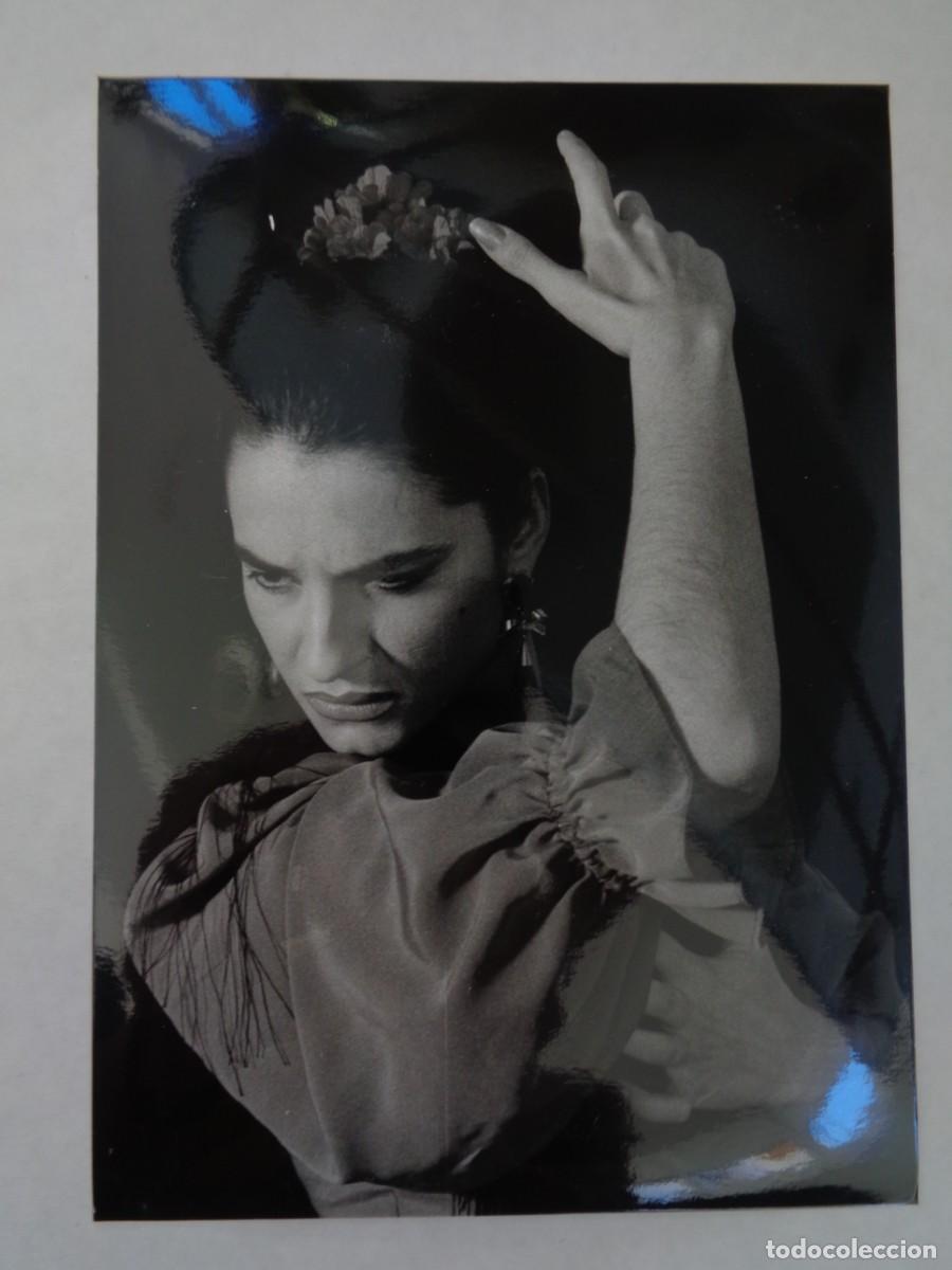Photos of Singers: FOTO DE BAILAORA FLAMENCA ... 12,5 X 17,5 CM
