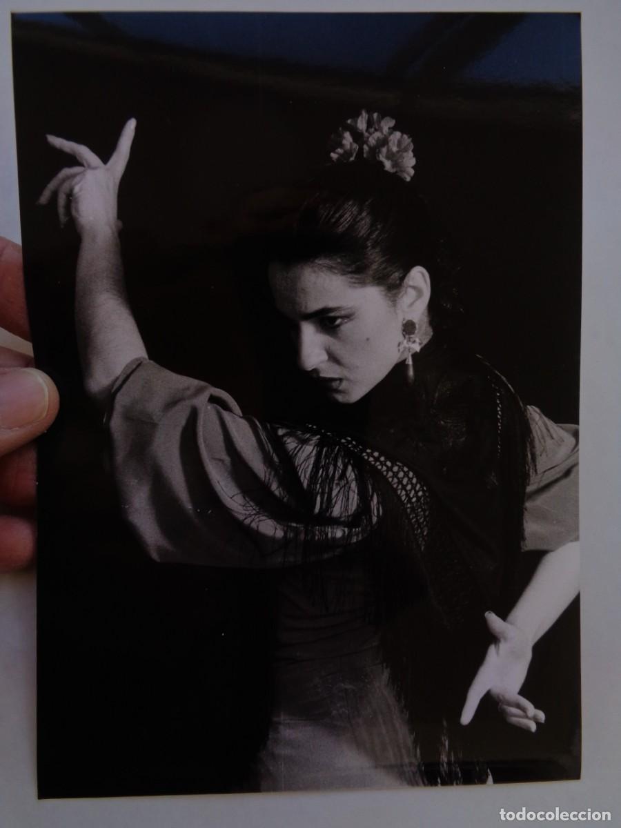 Photos of Singers: FOTO DE BAILAORA FLAMENCA ... 12,5 X 17,5 CM
