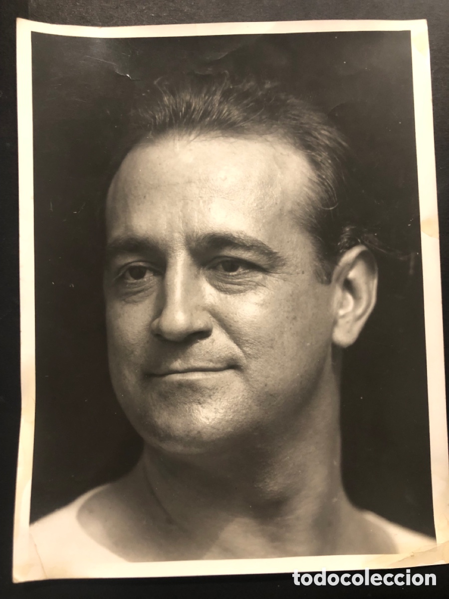 Photos of Singers: Foto original del tenor Hip&oacute;lito L&aacute;zaro