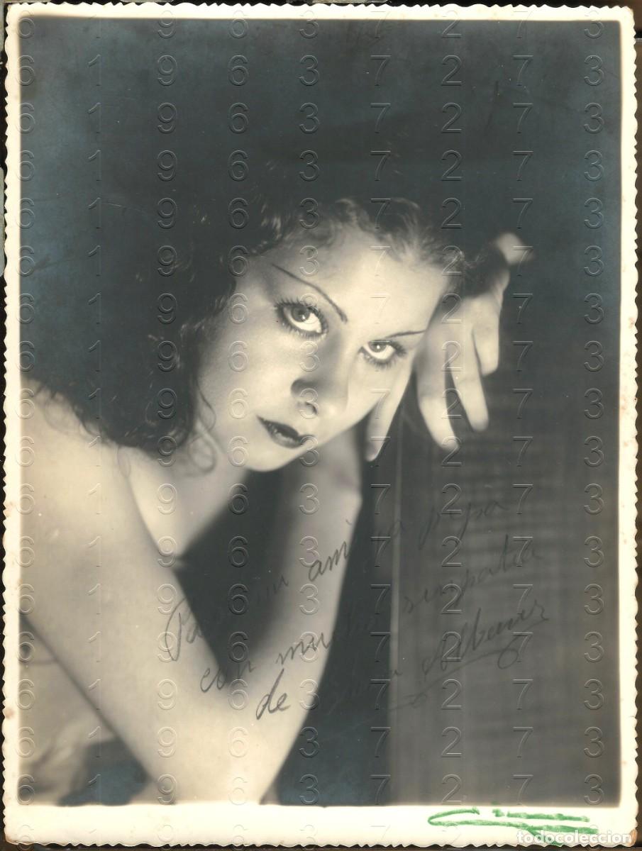 Photos of Singers: ELOISA ALBENIZ ESPOSA DE ARTUTO PAV&Oacute;N CU&Ntilde;ADA DE LA NI&Ntilde;A DE LOS PEINES FOTOGRAFIA 23X17 BAILAORA M4