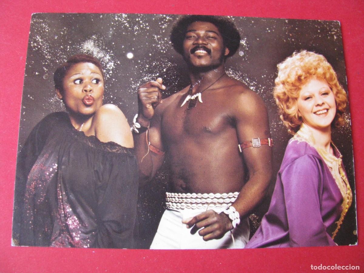 Photos of Singers: POSTAL DEL GRUPO HAT - TRICK. DISCOGRAFIACA ARIOLA. DETRAS ESCRITA. A&Ntilde;OS 70.