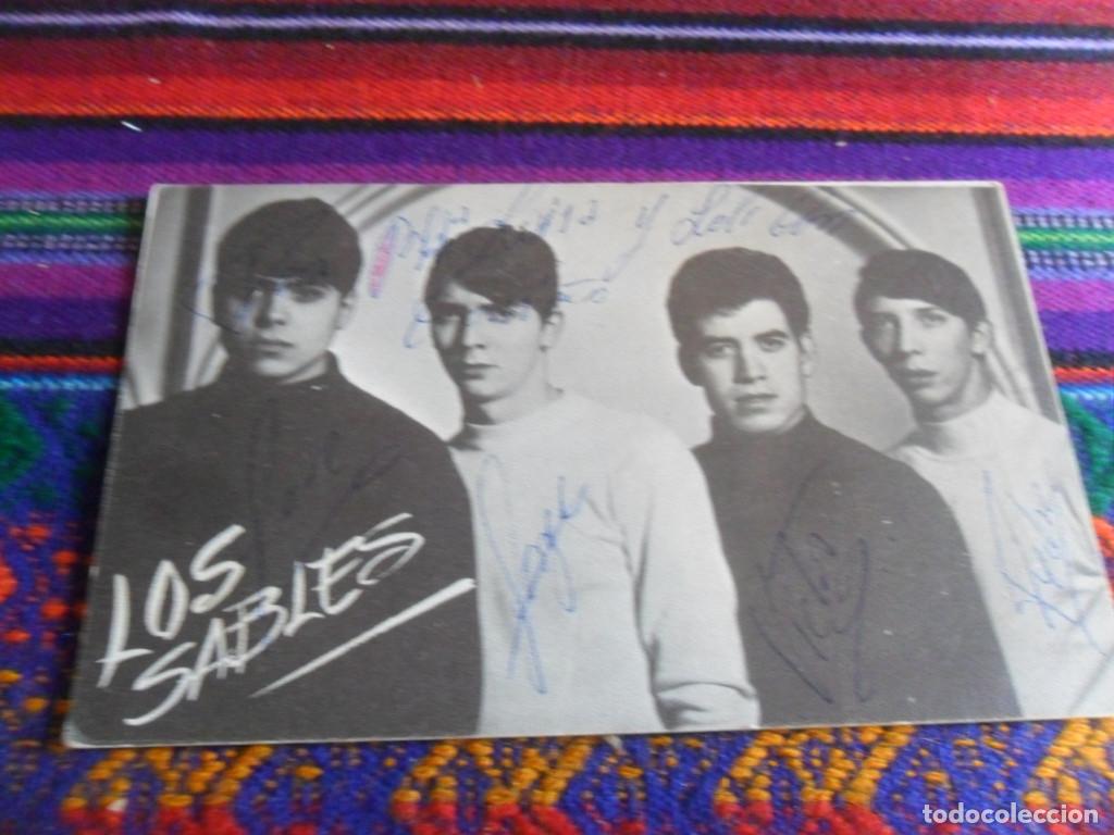 Fotos von Musikern: GRUPO MUSICAL LOS SABLES FOTO CON AUT&Oacute;GRAFO DE LOS 4 COMPONENTES. A&Ntilde;OS 60. MUY RARA. 13,5X8 CMS.