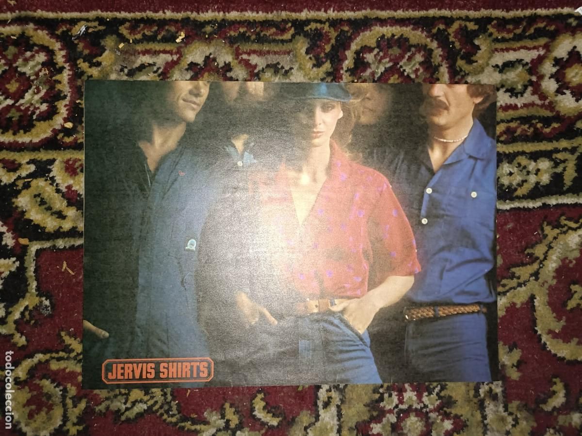 Photos de Chanteurs et Chanteuses: P&Oacute;STER TEJANOS VAQUEROS JERVIS SHIRTS ESPA&Ntilde;OLES TAMA&Ntilde;O 20x28 CTM DE REVISTA D&Eacute; M&Uacute;SICA ROPA DENIN