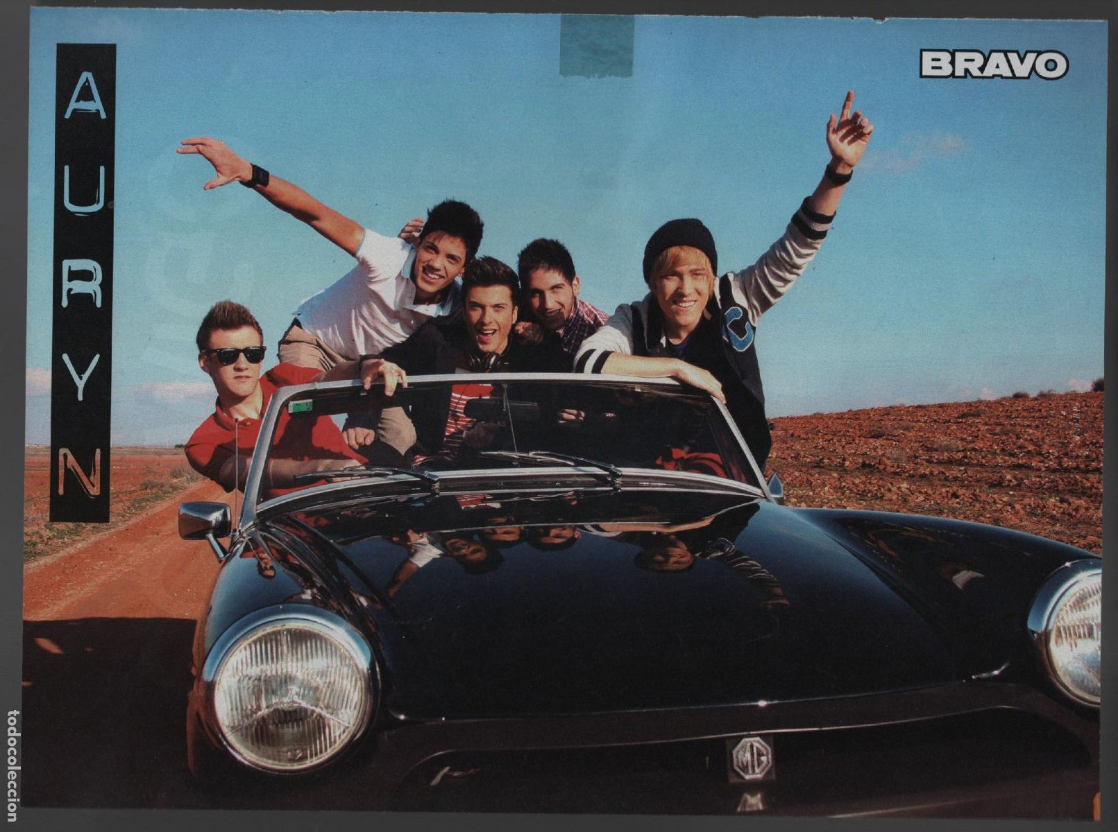 Fotos von Musikern: POSTER AURYN - REVISTA BRAVO