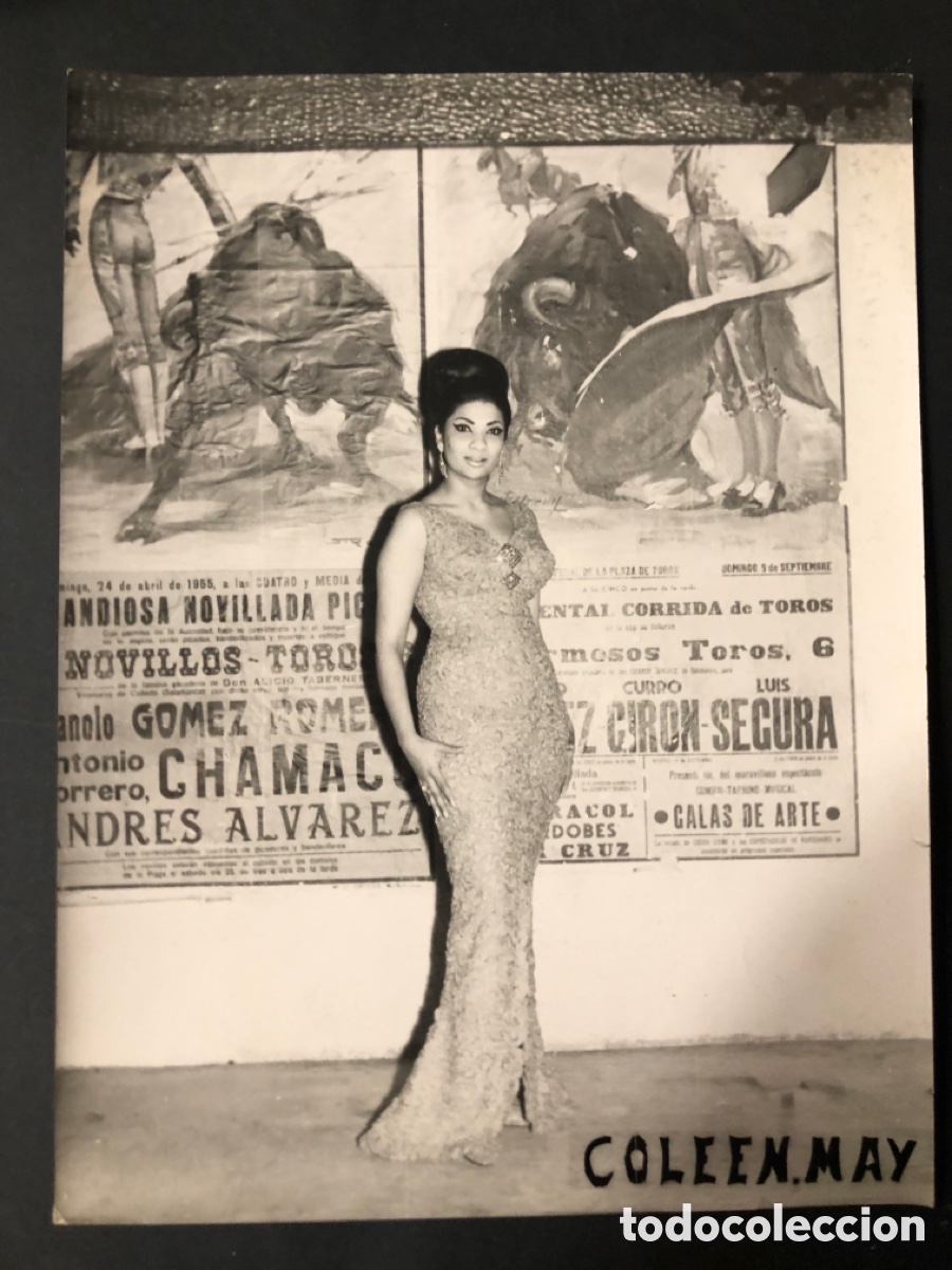 Photos de Chanteurs et Chanteuses: Foto original de la vedette coleen may