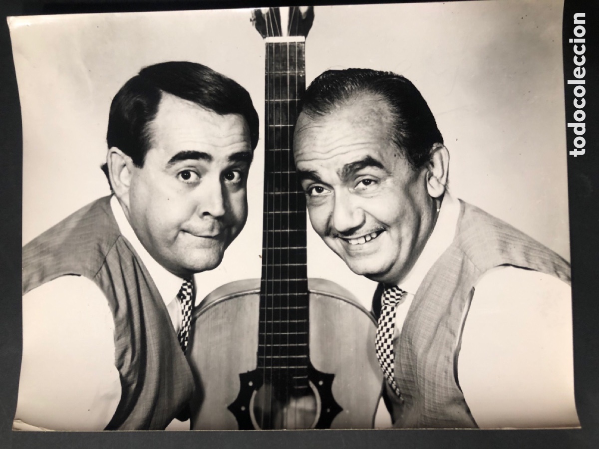 Photos de Chanteurs et Chanteuses: Foto original de los humoristas musicales los tadeos