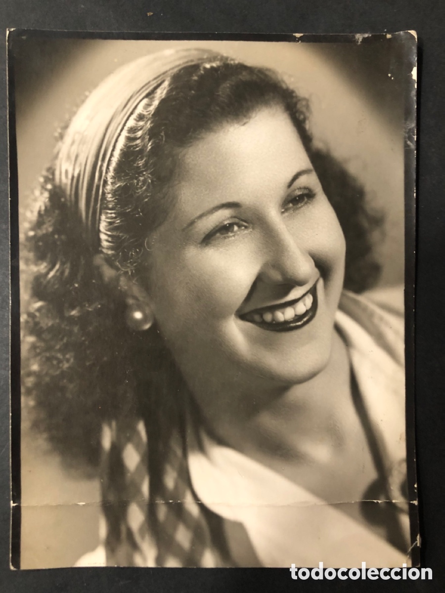 Fotos von Musikern: Foto original de la cantante Dani Salvador