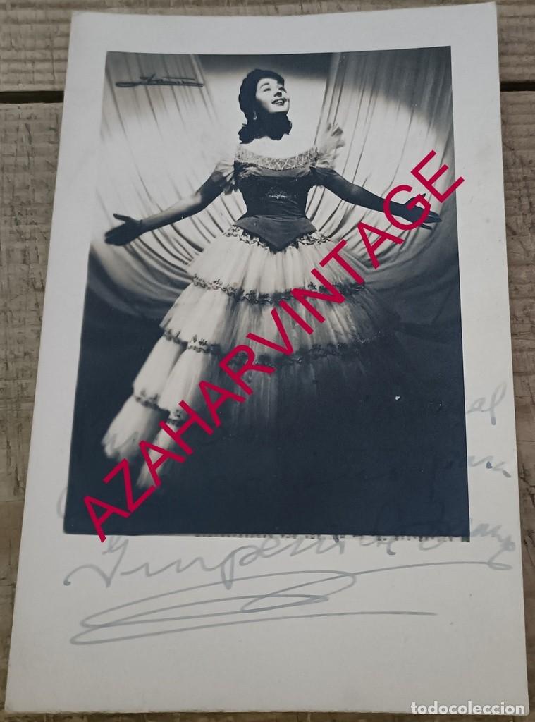 Photos of Singers: FOTOGRAFIA ORIGINAL AUTOGRAFIADA DE IMPERIO DE TRIANA, 9X14 CMS