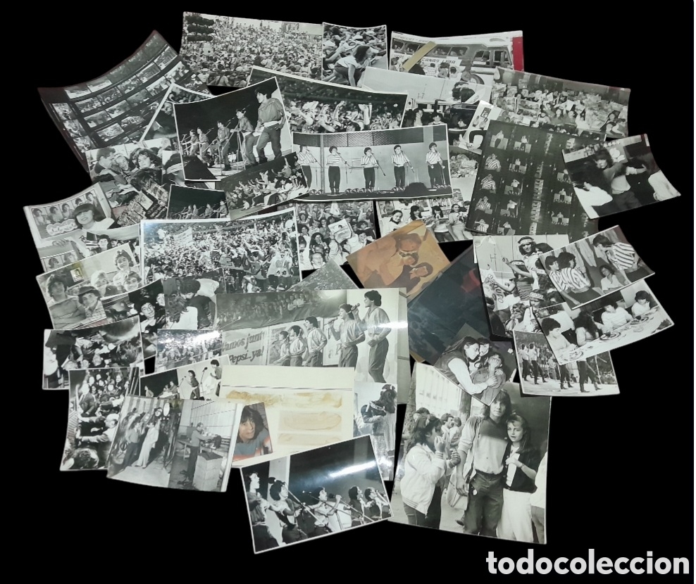 Photos of Singers: Documentos fotogr&aacute;ficos originales de archivo period&iacute;stico del conjunto musical MENUDO