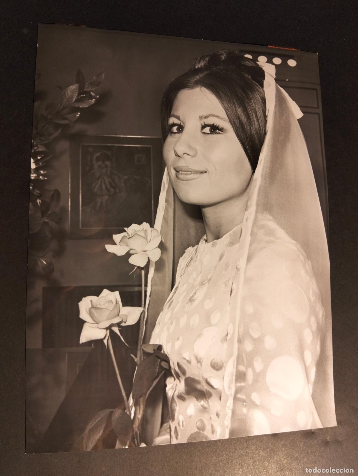 Fotos von Musikern: SOLEDAD CANTANTE ANTIGUA FOTOGRAFIA ORIGINAL 24 X 18 CM