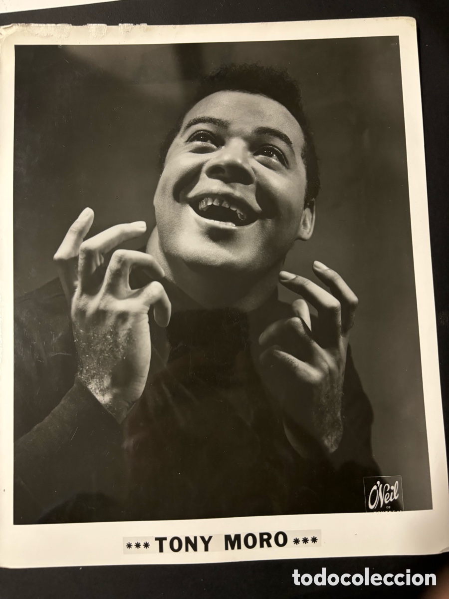 Photos of Singers: Foto original del cantante y bar&iacute;tono paname&ntilde;o Tony Moro