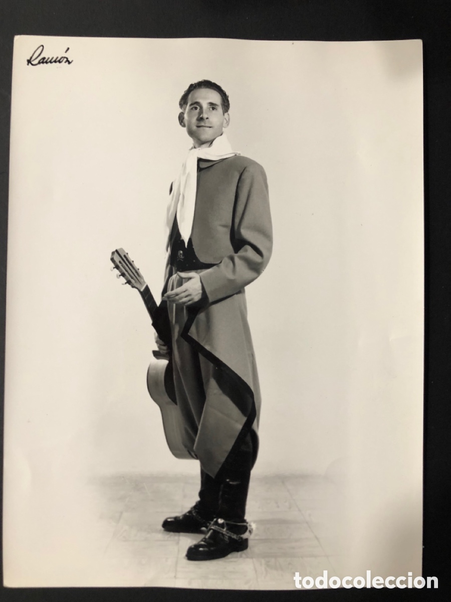 Fotos von Musikern: Foto original de guitarrista foto Ram&oacute;n Madrid