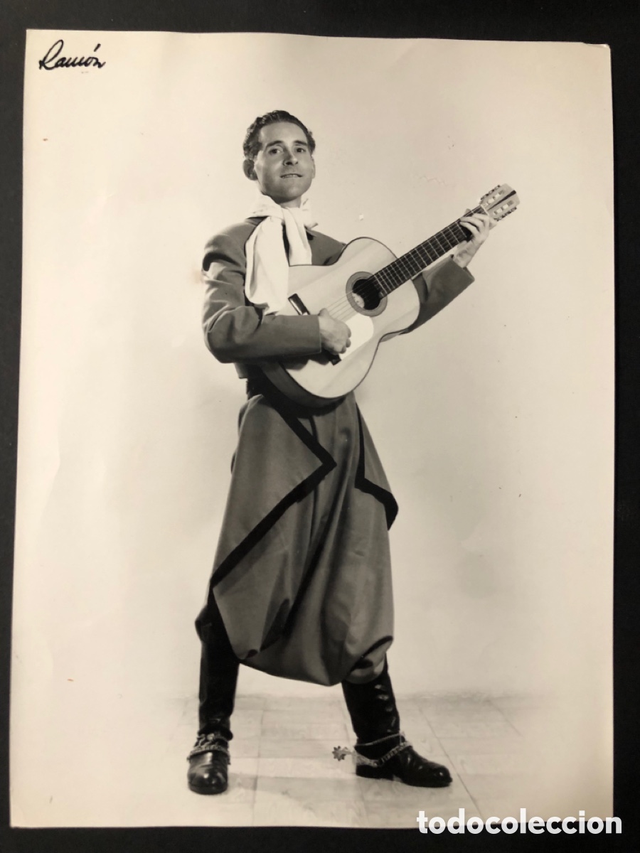 Fotos von Musikern: Foto original de guitarrista foto Ram&oacute;n Madrid