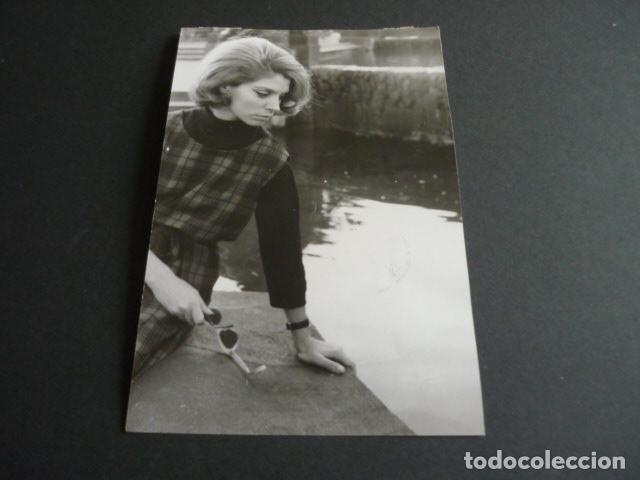 Fotos von Musikern: ENCARNITA POLO CANTANTE ANTIGUA FOTOGRAFIA 18 X 12 CM