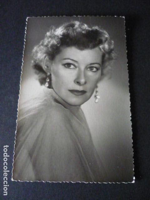 Fotos von Musikern: CARMEN OLMEDO CANTANTE ARTISTA FOTOGRAFIA TAMA&Ntilde;O POSTAL