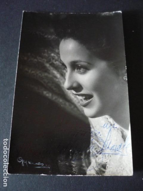 Fotos von Musikern: MARIA DE LOS ANGELES MORALES CANTANTE FOTOGRAFIA TAMA&Ntilde;O POSTAL CON DEDICATORIA AUTOGRAFA