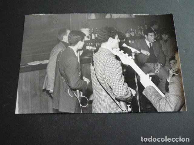 Fotos von Musikern: LOS TONYS GRUPO MUSICAL ANTIGUA FOTOGRAFIA 18 X 12 CM