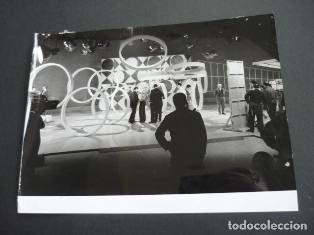 Fotos von Musikern: SYLVIE BARTAN CANTANTE ANTIGUA FOTOGRAFIA 18 X 24 CM