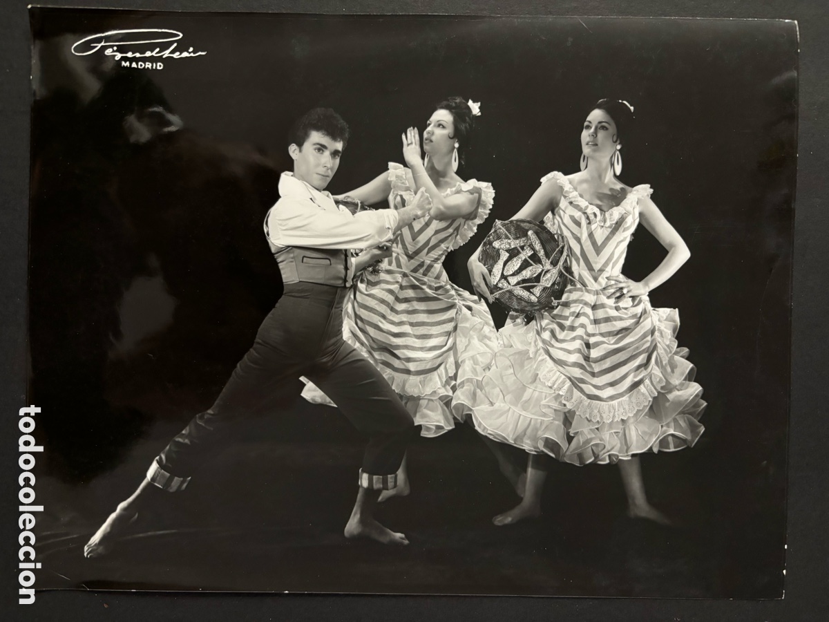 Photos de Chanteurs et Chanteuses: Foto original de tr&iacute;o de baile flamenco foto P&eacute;rez de leon