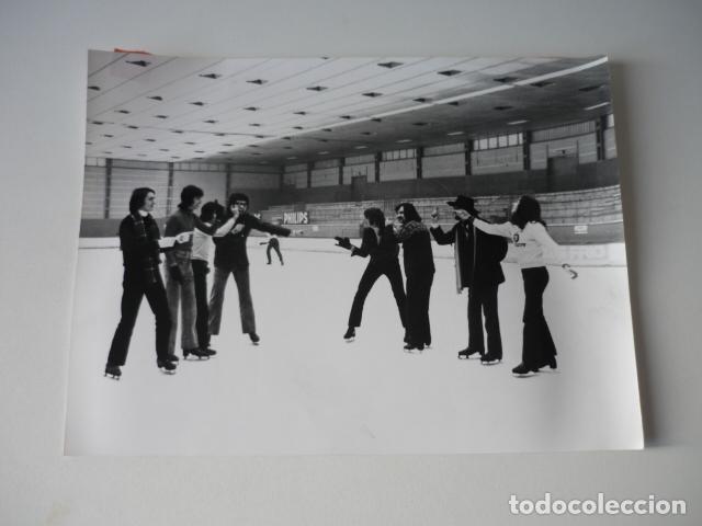 Fotos von Musikern: LOS MODULOS CONJUNTO MUSICAL CON LOS BUENOS ANTIGUA FOTOGRAFIA ORIGINAL 1970 DE 18 X 24 CM