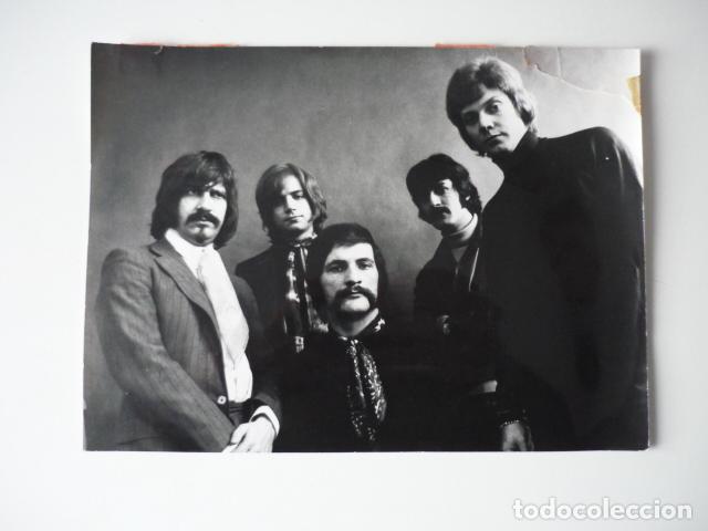 Photos of Singers: THE MOODY BLUES FOTOGRAFIA ORIGINAL 1969 24 X 18 CM