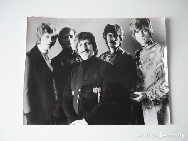 Fotos von Musikern: THE MOODY BLUES FOTOGRAFIA ORIGINAL 1968 24 X 18 CM