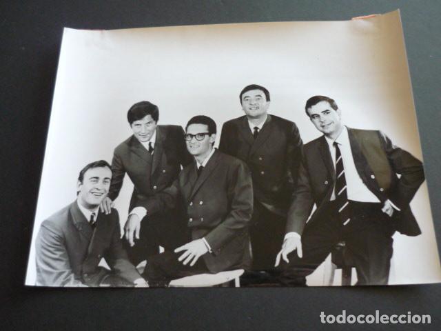 Fotos von Musikern: LOS JAVALOYAS CONJUNTO MUSICAL ANTIGUA FOTOGRAFIA ORIGINAL 18 X 24 CM
