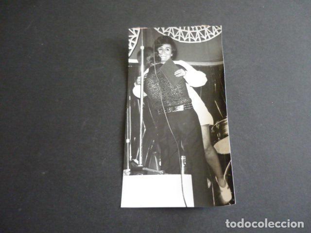 Fotos von Musikern: RAPHAEL CANTANTE ANTIGUA FOTOGRAFIA ORIGINAL A&Ntilde;OS 60 8 X 17 CM