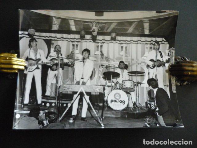 Photos de Chanteurs et Chanteuses: LOS PASOS CONJUNTO MUSICAL ANTIGUA FOTOGRAFIA ORIGINAL 1968 18 X 24 CM