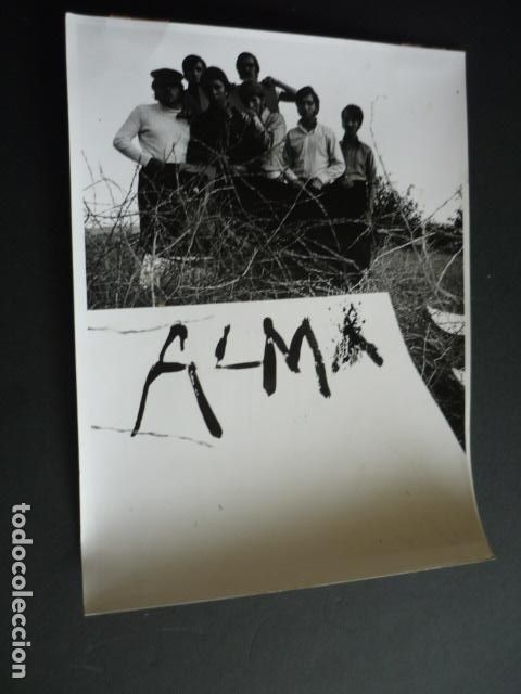 Fotos von Musikern: LOS CANARIOS CONJUNTO MUSICAL ANTIGUA FOTOGRAFIA ORIGINAL 1968 18 X 24 CM