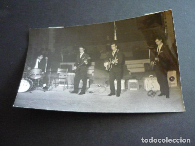 Photos of Singers: LOS CUATRO JETS CONJUNTO MUSICAL ANTIGUA FOTOGRAFIA 1964 12 X 17 CM