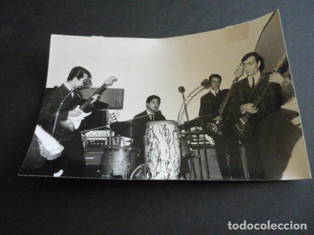 Photos of Singers: LOS CUATRO JETS CONJUNTO MUSICAL ANTIGUA FOTOGRAFIA 1964 12 X 17 CM