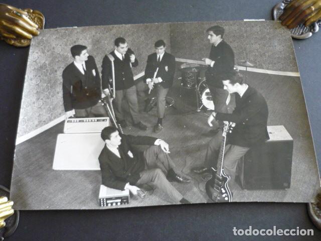 Fotos von Musikern: MANGAS VERDES CONJUNTO MUSICAL ANTIGUA FOTOGRAFIA 18 X 24 CM