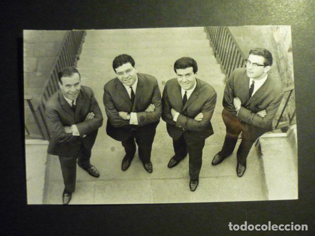 Photos of Singers: LOS CUATRO DE LA TORRE CONJUNTO MUSICAL ANTIGUA FOTOGRAFIA ORIGINAL 12 X 18 CM