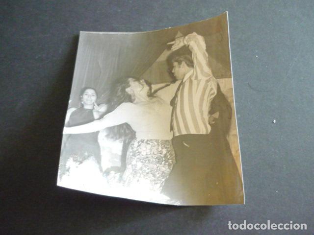 Photos of Singers: RAPHAEL CANTANTE ANTIGUA FOTOGRAFIA ORIGINAL 11 X 13 CM