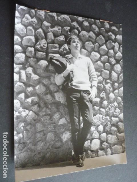 Photos de Chanteurs et Chanteuses: RAPHAEL CANTANTE ANTIGUA FOTOGRAFIA 24 X 18 CM