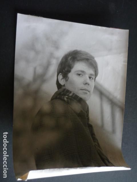 Photos of Singers: RAPHAEL CANTANTE ANTIGUA FOTOGRAFIA 18 X 24 CM